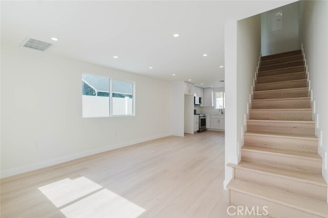 Photo - 1167 Raymond Ave