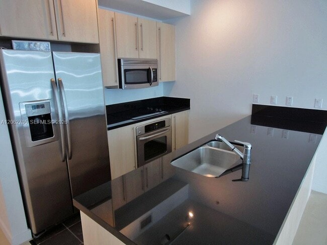 Photo - 1111 SW 1st Ave Unidad 1715-N