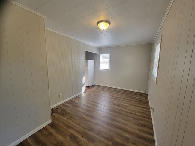 Photo - Cute 2 Bedroom / 1 BA AVAILABLE NOW!