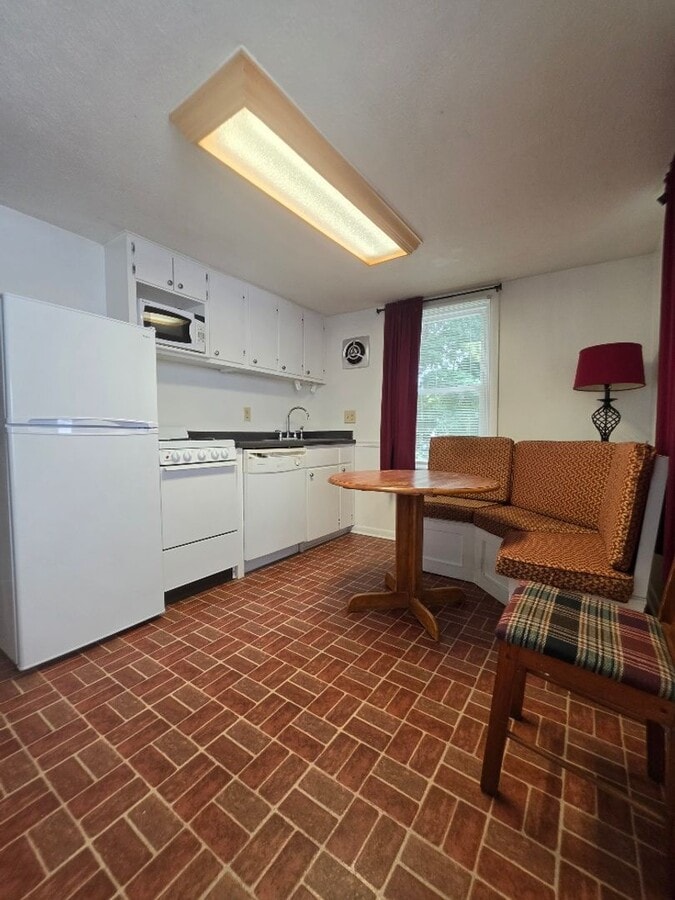 Photo - 22 Peyton St Unit Apt 4