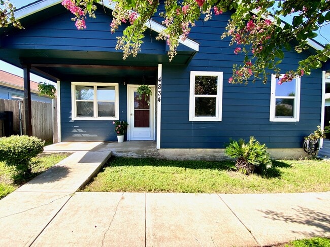 Photo - 4834 Birdie Ln