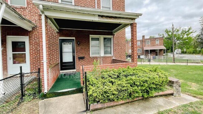 Photo - 103 Allendale St