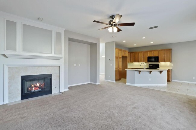 Photo - 353 Rosebriar Pl