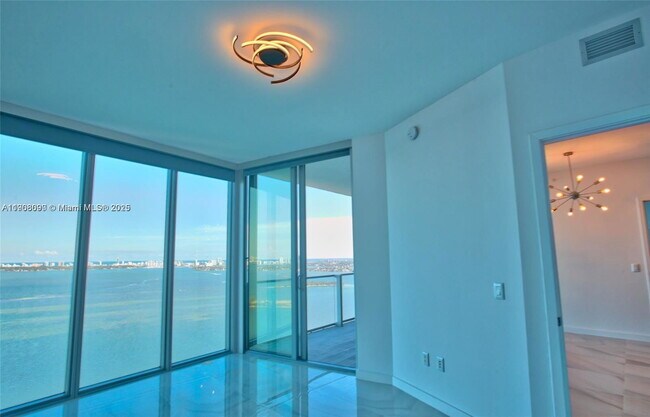 Photo - 2800 NE 7th Ave