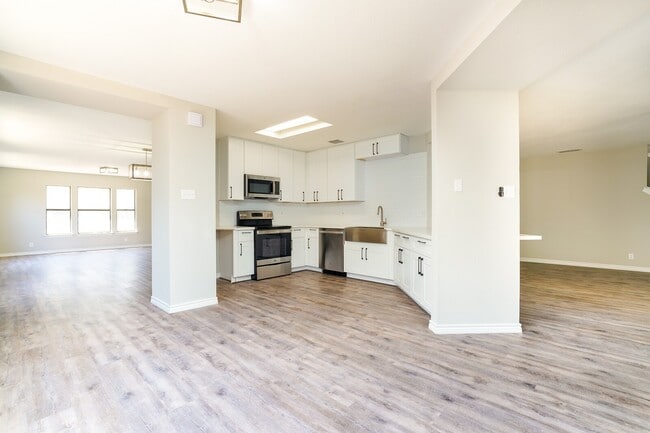 Building Photo - 11315 Morino Park Rental