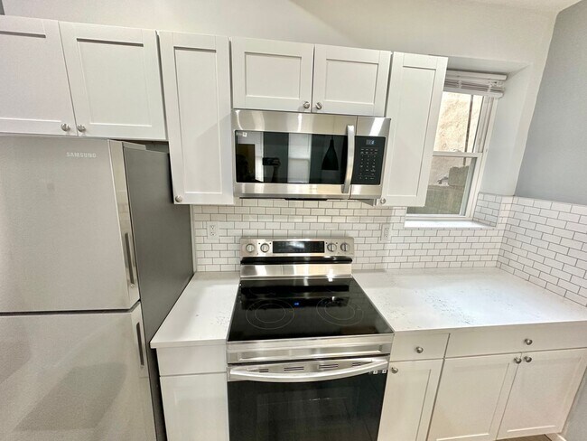 Photo - 1721 Mifflin St Unit 1