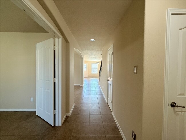 Building Photo - 246 Golden Grain Dr Rental