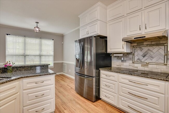Photo - 4363 Wisteria Ct