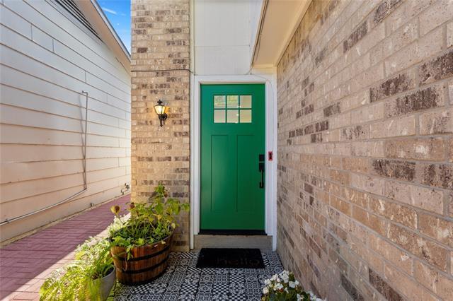 Photo - 2908 Nova Dr