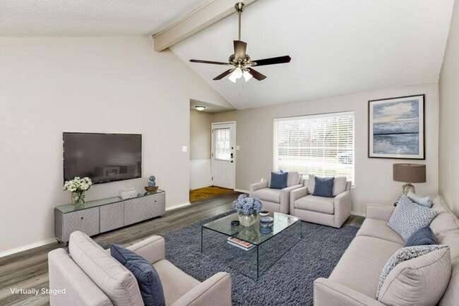 Photo - 2321 Oakside Dr