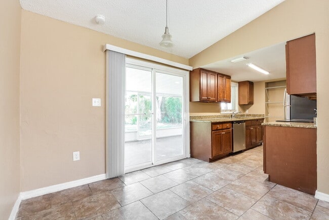 Photo - 4317 Alamosa St