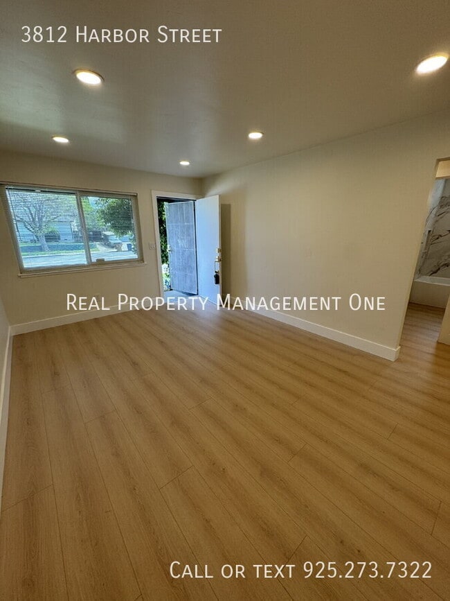 Photo - 3812 Harbor St