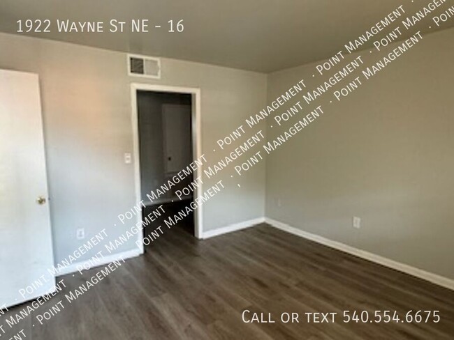 Updated 2 Bedroom 1 Bath - Updated 2 Bedroom 1 Bath Apartment Unit 16