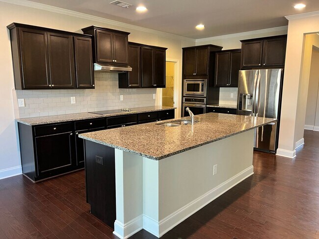 Photo - 4051 Links Blvd