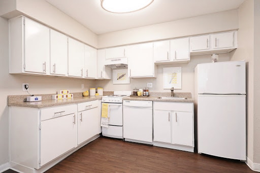 S12.jpg - Westchase Creek Apartment Homes