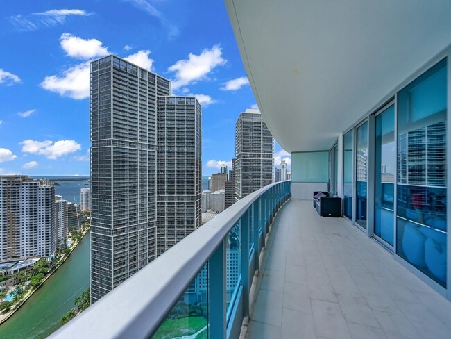 Building Photo - 200 Biscayne Boulevard Way Unit 3603