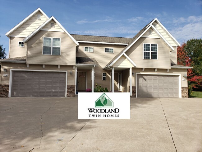 1214 N 16th Ave