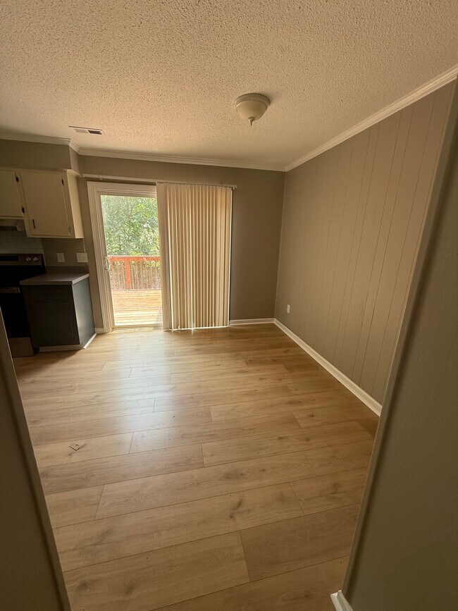 Photo - 1405 Harth Dr Unidad A