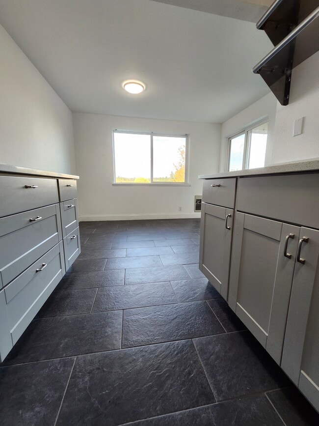 Building Photo - 20183 Vikings Crest Loop NE Unit 106 Rental