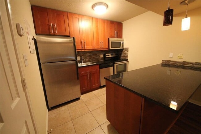 Photo - 7685 Northcross Dr Unit 826