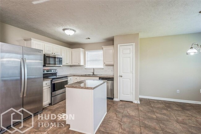 Photo - 4715 Comal River Loop