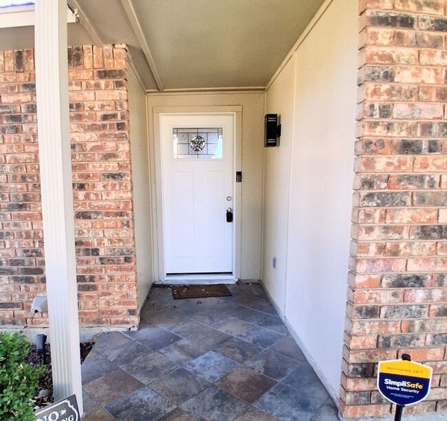 Photo - North Richland Hills Home on Spacious Lot!