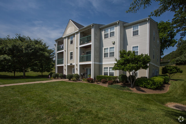 Shenandoah Commons - Shenandoah Commons Apartments