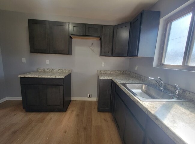 Photo - 1816-1816 N James H McGee Blvd Unidad D