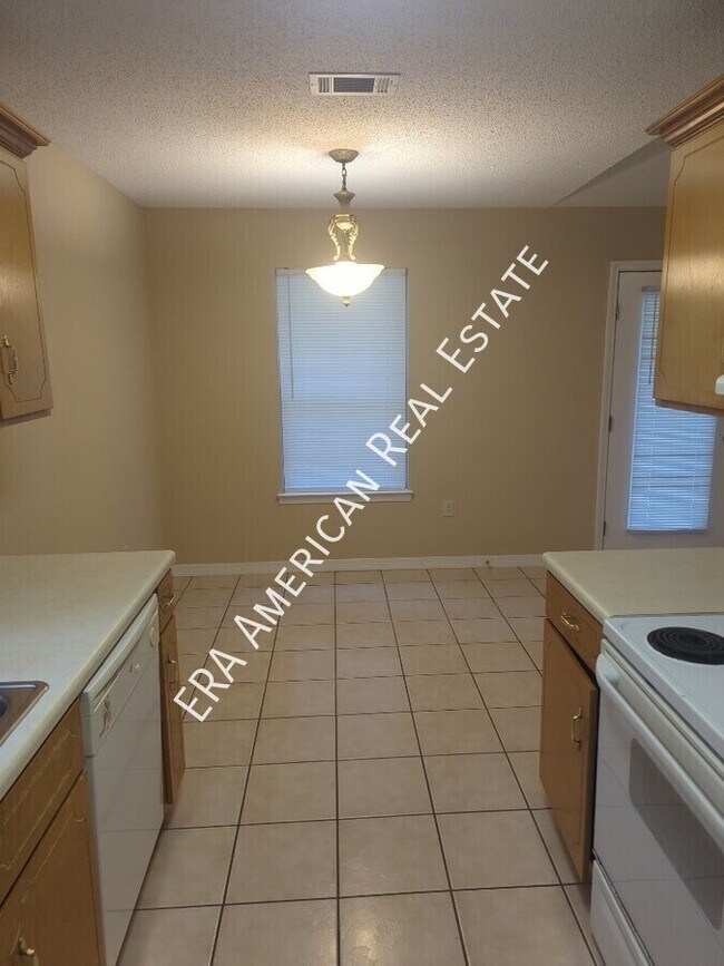 Photo - 2455 Starmount Dr