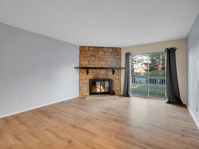 Photo - $1,600.00, 2-bed, 2-bath located in Denver Apartamento Unidad 101