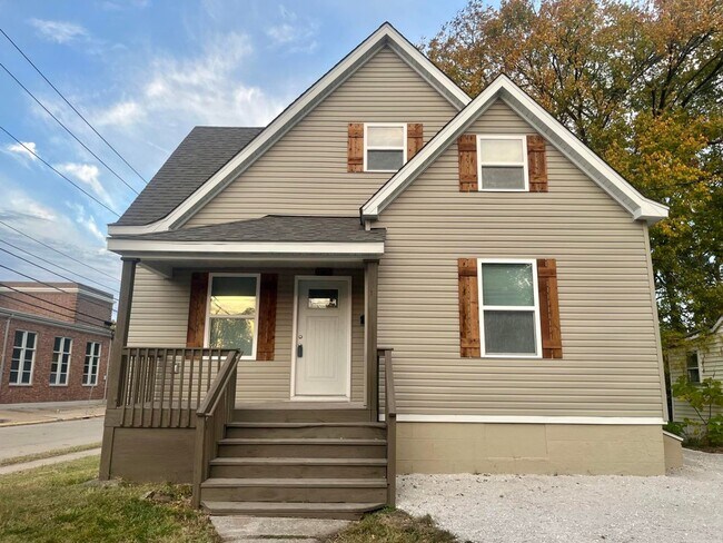 Photo - Beautifully Updated 4 Bed 2.5 Bath House!