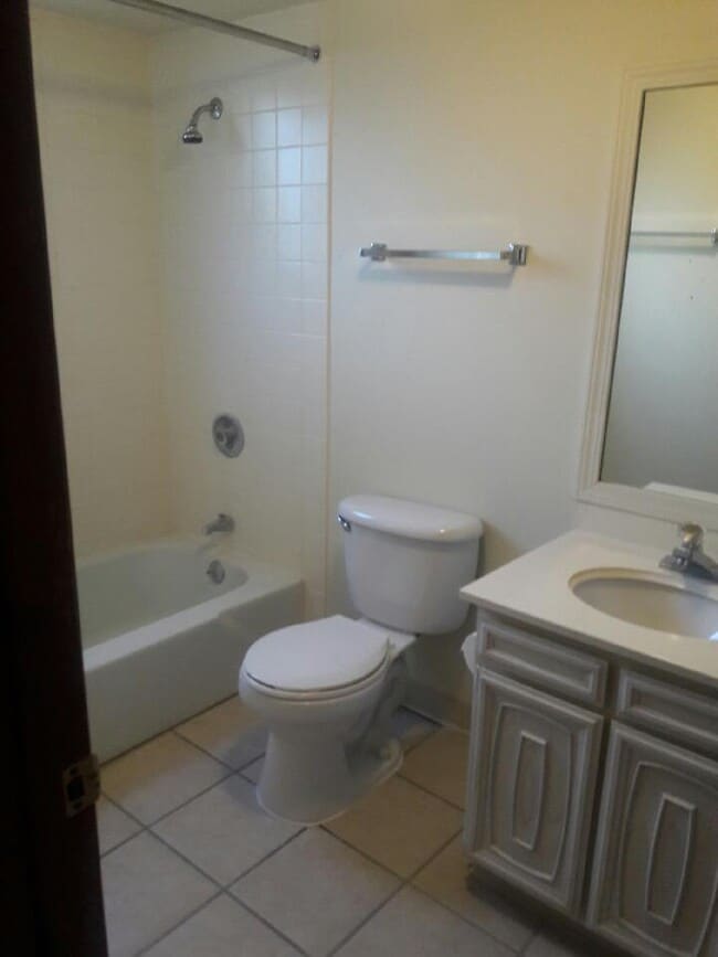 Photo - 325 Neville Dr Unit 1