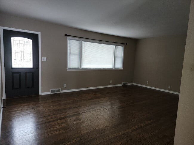 Photo - 1702 Clark Ave