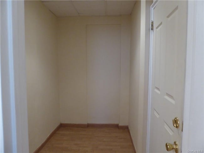 Photo - 140 N Broadway