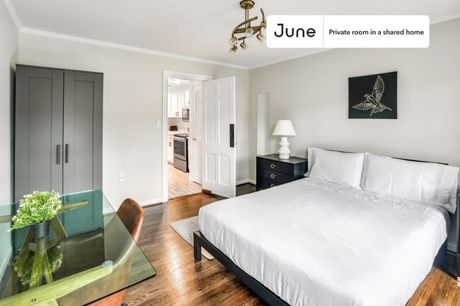 Photo - Room in Shared 7 bed/3.5 bath home in Southwest Waterfront Unit B