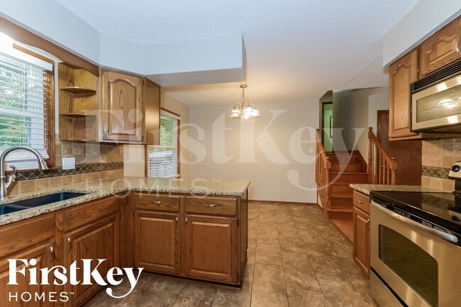 Photo - 6800 N Walrond Ave