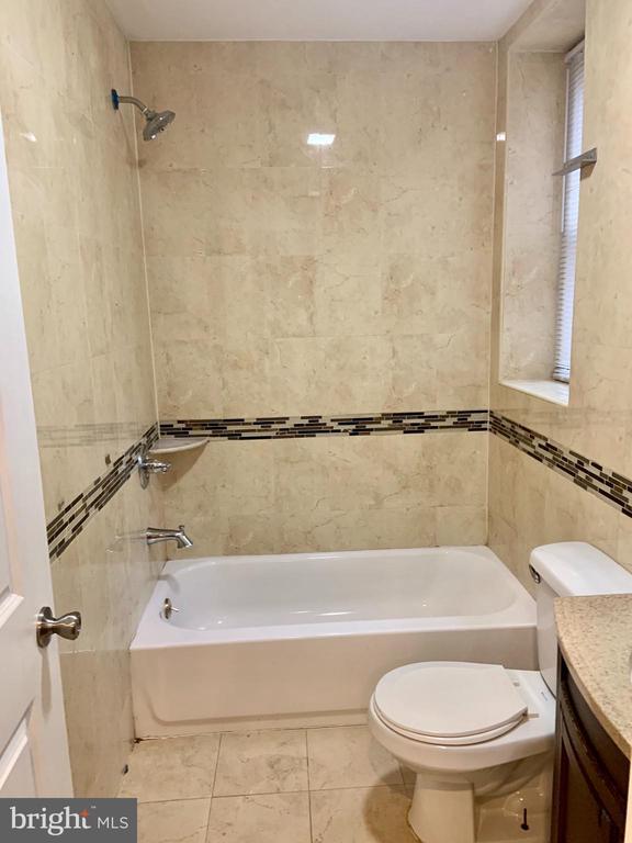 Photo - 4706 Chestnut St Unit 3B