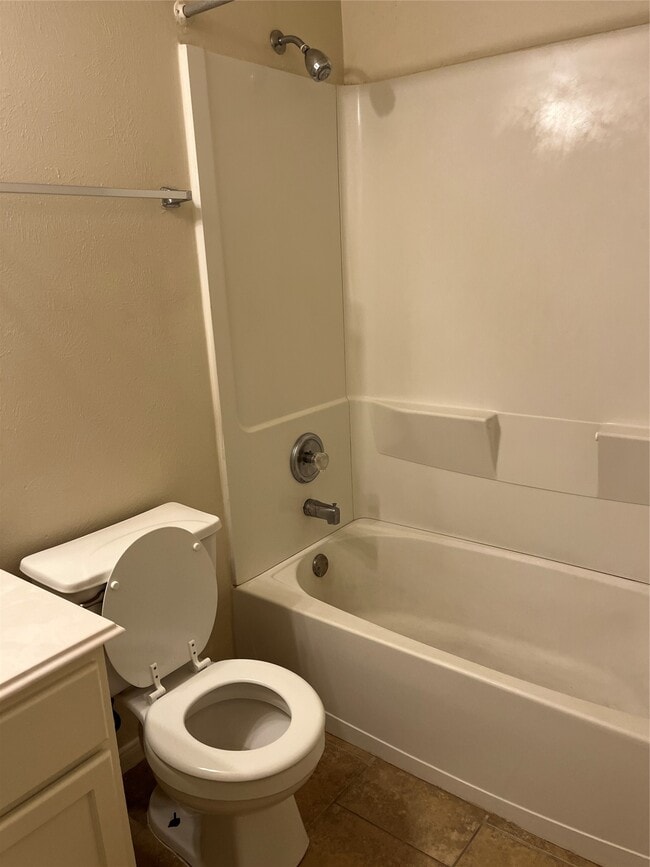 Building Photo - 3606 Starbridge Pointe Ln