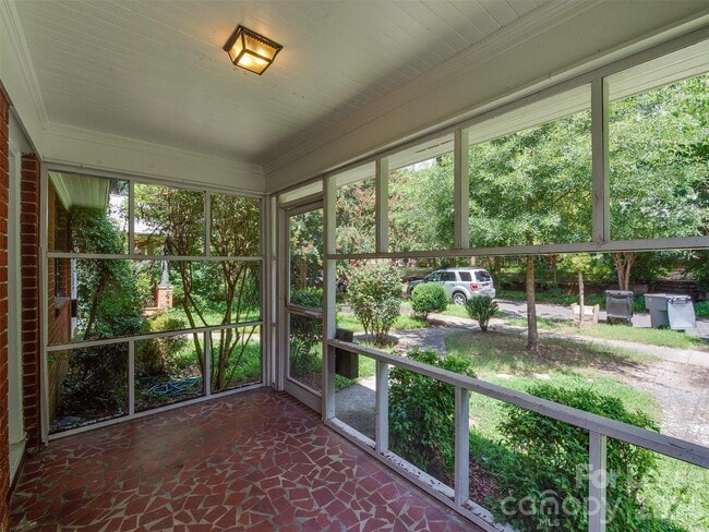 Photo - 1520 Mimosa Ave