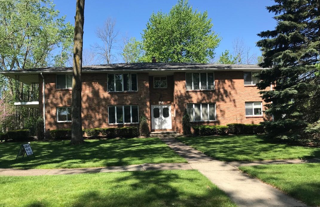 Photo - 170 Denrose Dr