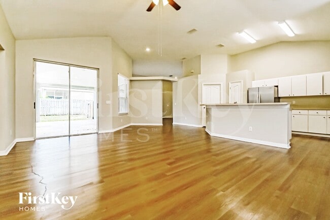 Photo - 4413 Winding River Dr
