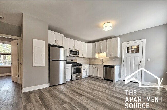 Photo - 3939 N Janssen Ave Unit S1