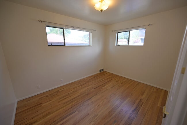 Bedroom 1 - 1829 E Severn Dr