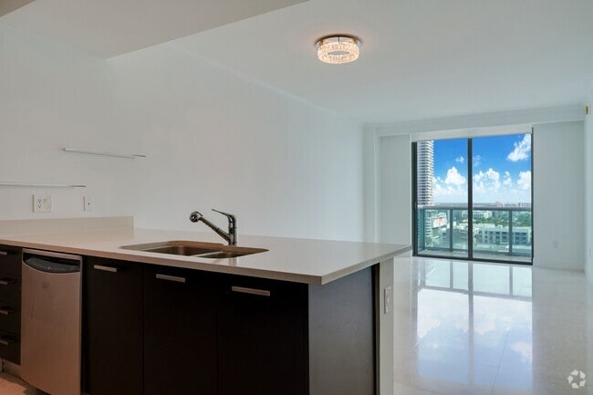 Building Photo - 333 NE 24th St Unit # 1705 Rental