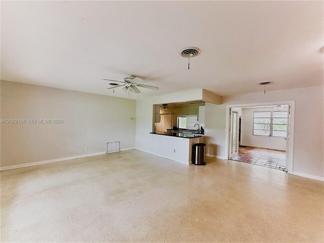 Photo - 810 NW 8th Ave