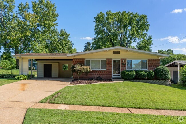 Building Photo - 4 Bed 2 Bath home, Florissant, Ready to mo...