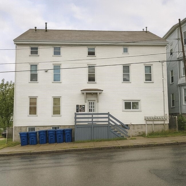 Building Photo - 47 Boutwell St Unit 1S