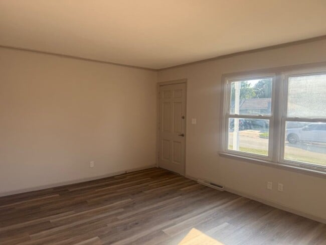 Photo - Welcome home to this adorable 2-bedroom bu...