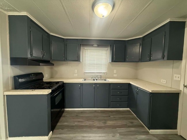 Photo - 1236 N Oaklane Rd