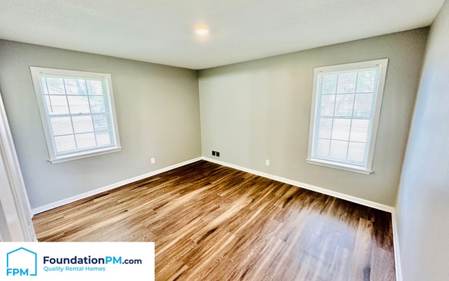 Photo - 1837 Warner Ave